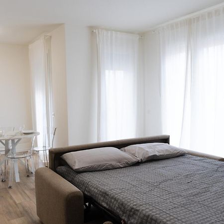 Comforthome Fiera Cornaredo Exteriör bild