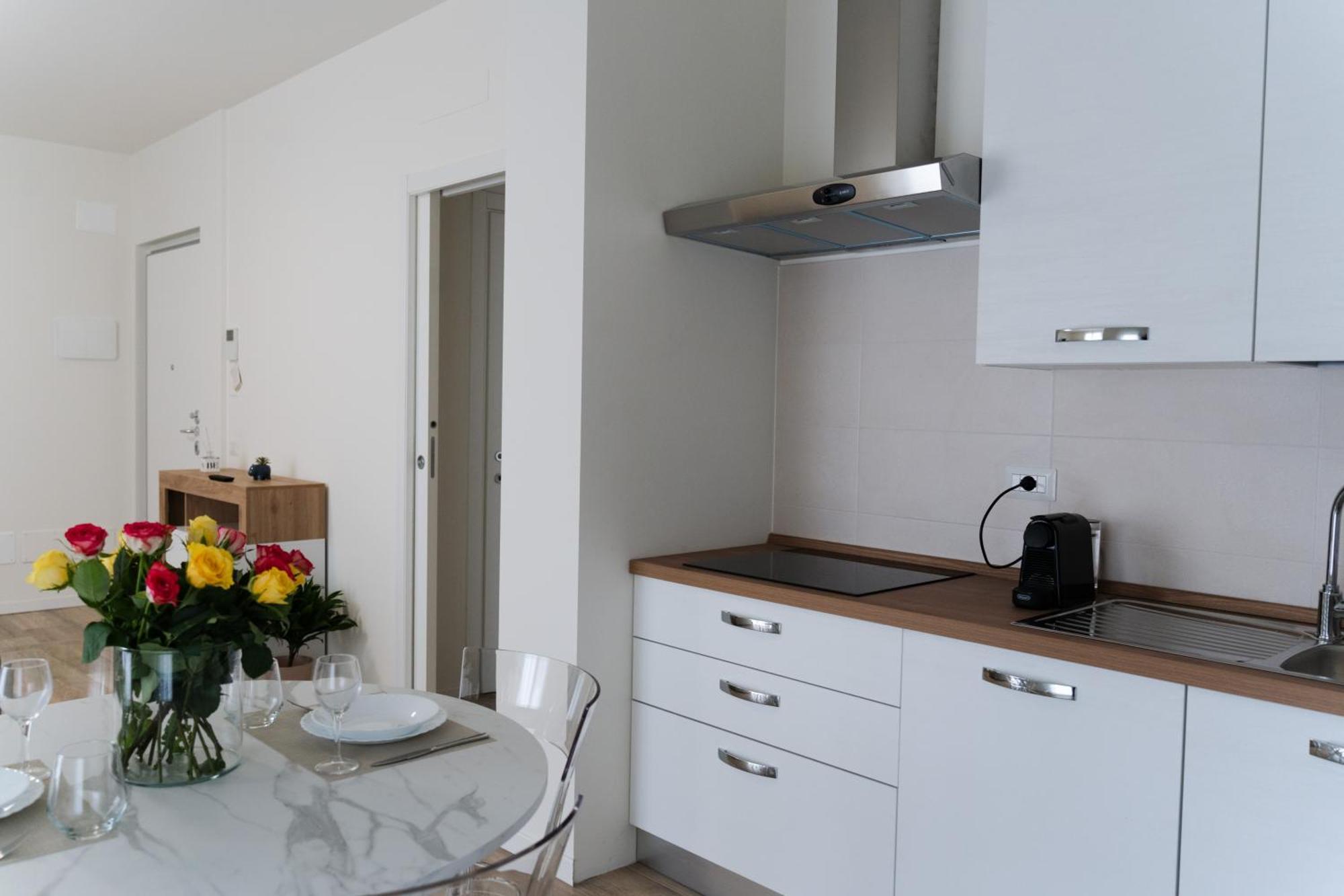 Comforthome Fiera Cornaredo Exteriör bild
