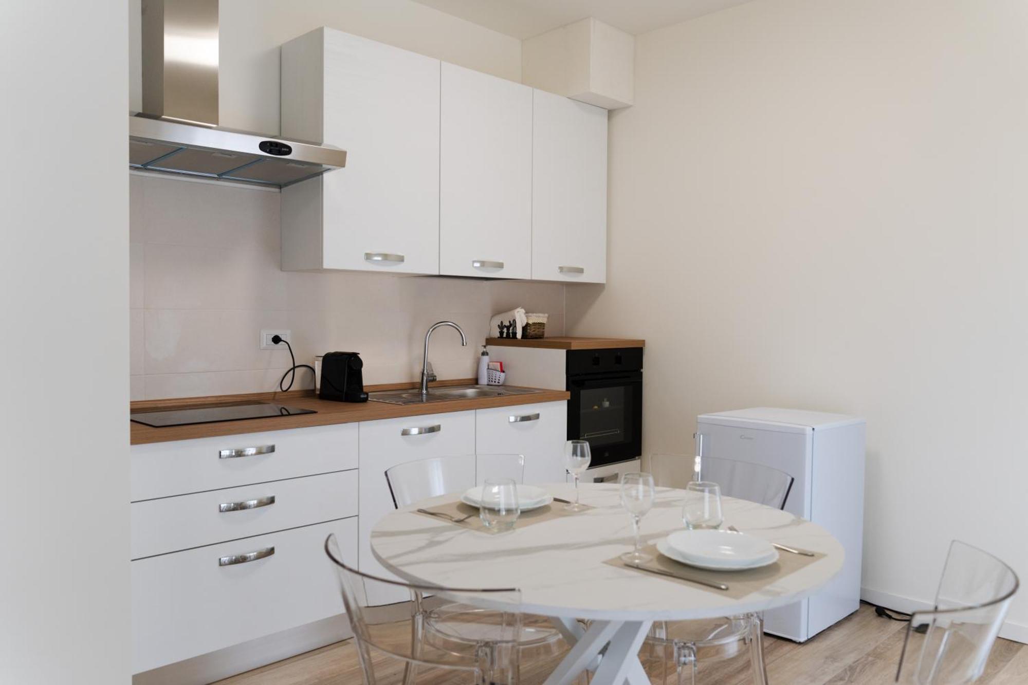 Comforthome Fiera Cornaredo Exteriör bild
